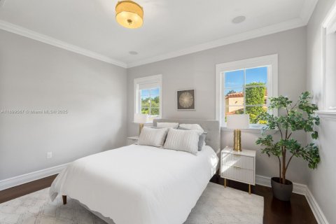 Casa en venta en Coral Gables, Florida, 6 dormitorios, 494.8 m2 № 1950869 - foto 18