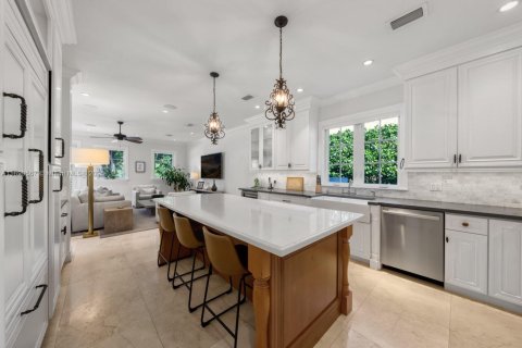 Casa en venta en Coral Gables, Florida, 6 dormitorios, 494.8 m2 № 1950869 - foto 7