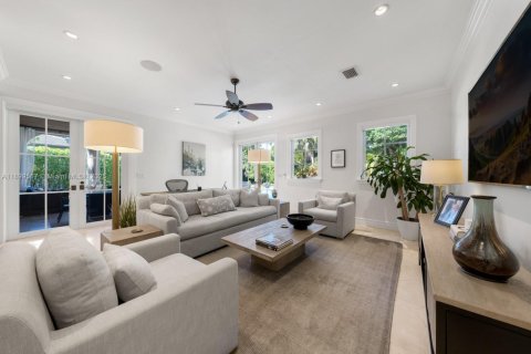 Casa en venta en Coral Gables, Florida, 6 dormitorios, 494.8 m2 № 1950869 - foto 8