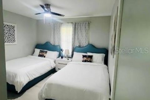 House in Hawthorne, Florida 4 bedrooms, 303.98 sq.m. № 1414602 - photo 15