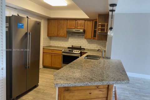 Condo à Miami, Floride, 2 chambres  № 2387135