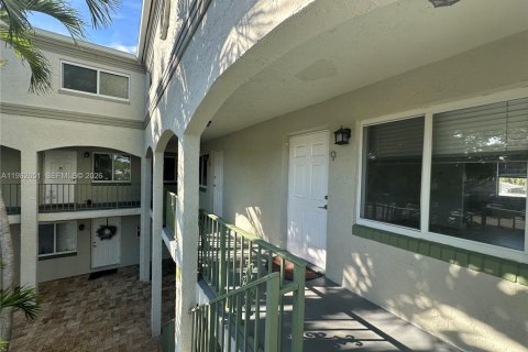 Снять в аренду квартиру в Форт-Лодердейл, Флорида 2 спальни, № 2049236 - фото 28