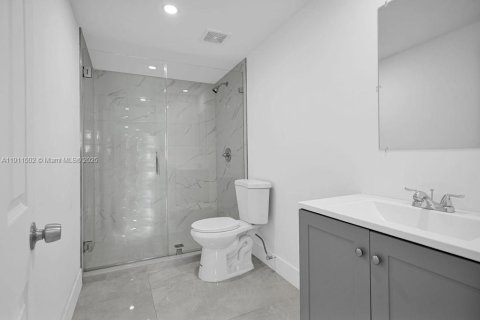 Villa ou maison à vendre à Miami Gardens, Floride: 3 chambres, 102.56 m2 № 1966792 - photo 20