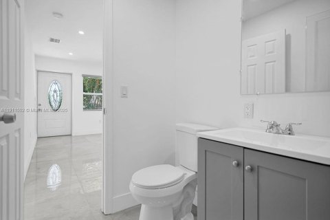 Villa ou maison à vendre à Miami Gardens, Floride: 3 chambres, 102.56 m2 № 1966792 - photo 25