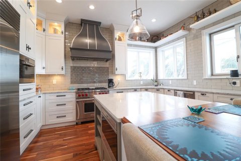 Casa en venta en Treasure Island, Florida, 4 dormitorios, 427.26 m2 № 1598659 - foto 13