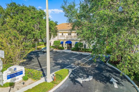 Villa ou maison à vendre à North Palm Beach, Floride: 4 chambres, 556.58 m2 № 2082326 - photo 16