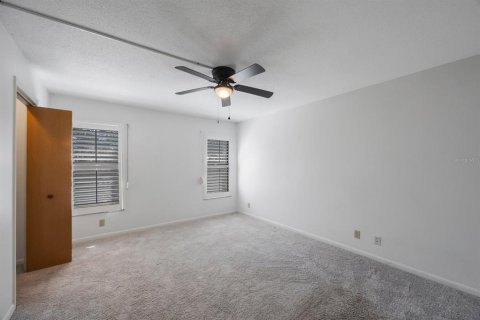 Condo in Clearwater, Florida, 2 bedrooms  № 1876605 - photo 22