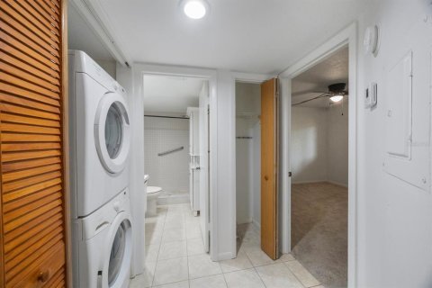 Condo in Clearwater, Florida, 2 bedrooms  № 1876605 - photo 15