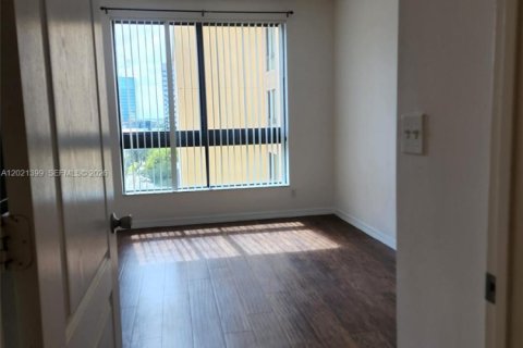 Condo in Fort Lauderdale, Florida, 1 bedroom  № 2086699 - photo 12