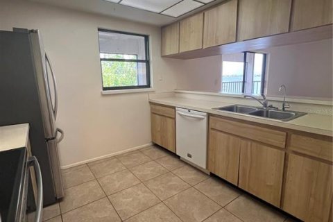 Condo in Ellenton, Florida, 2 bedrooms № 2239690 - photo 8