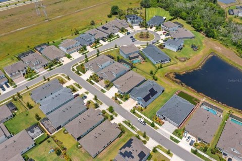 Купить виллу или дом в Аполло-Бич, Флорида 12 комнат, 235.69м2, № 2201102 - фото 4