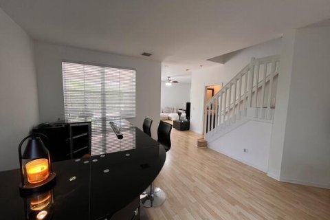 House in Weston, Florida 4 bedrooms, 216.09 sq.m. № 2180749 - photo 4