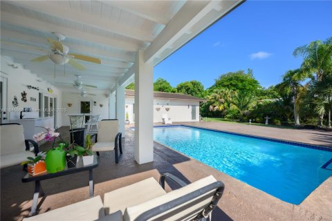 House in Palmetto Bay, Florida 4 bedrooms, 178.93 sq.m. № 1846163 - photo 28