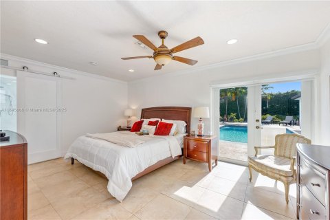 House in Palmetto Bay, Florida 4 bedrooms, 178.93 sq.m. № 1846163 - photo 15