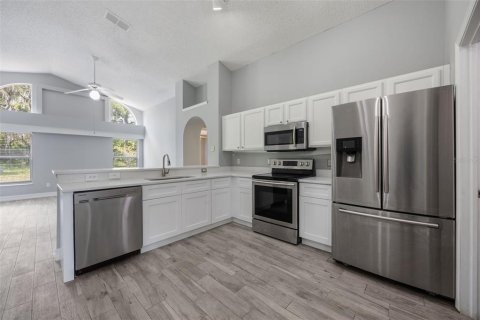 House in Lake Mary, Florida 3 bedrooms, 151.52 sq.m. № 1793367 - photo 26