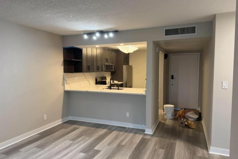 Copropriété à louer à Boca Raton, Floride: 1 chambre, 73.86 m2 № 2380005 - photo 11