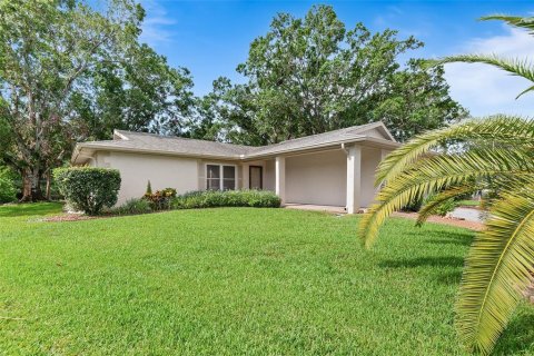 Casa en venta en Palm Harbor, Florida, 2 dormitorios, 143.63 m2 № 1796053 - foto 3