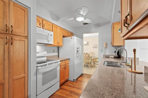 Casa en venta en Palm Harbor, Florida, 2 dormitorios, 143.63 m2 № 1796053 - foto 11