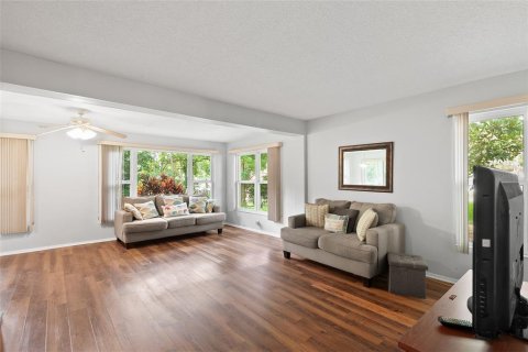 Casa en venta en Palm Harbor, Florida, 2 dormitorios, 143.63 m2 № 1796053 - foto 16