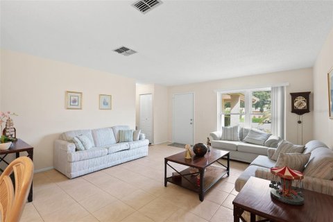Casa en venta en Palm Harbor, Florida, 2 dormitorios, 143.63 m2 № 1796053 - foto 6