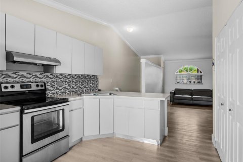 Купить кондоминиум в Хайалиа, Флорида 2 спальни, 91.97м2, № 1953927 - фото 14