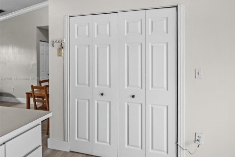 Купить кондоминиум в Хайалиа, Флорида 2 спальни, 91.97м2, № 1953927 - фото 24