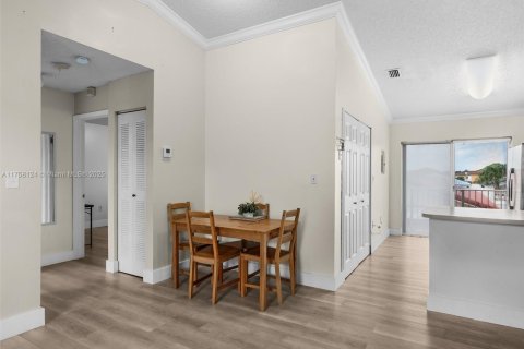 Купить кондоминиум в Хайалиа, Флорида 2 спальни, 91.97м2, № 1953927 - фото 11