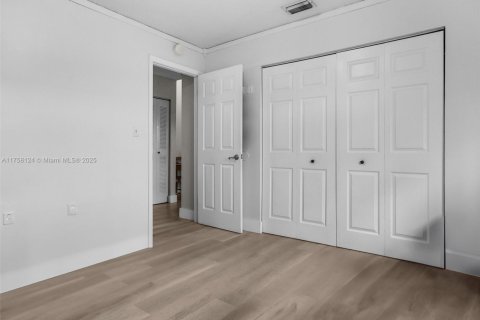 Купить кондоминиум в Хайалиа, Флорида 2 спальни, 91.97м2, № 1953927 - фото 6