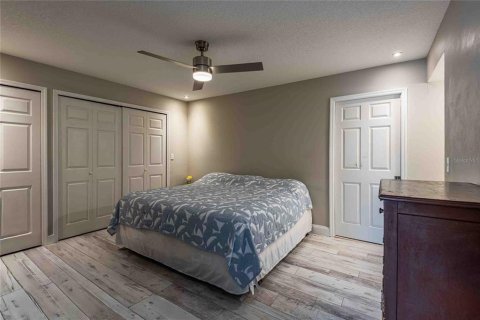 House in Dade City, Florida 3 bedrooms, 152.92 sq.m. № 2227608 - photo 15