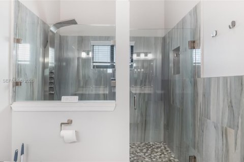 House in Sunrise, Florida 3 bedrooms, 160.81 sq.m. № 2033165 - photo 17