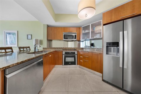 Condominio en venta en Miami, Florida, 1 dormitorio, 76.92 m2 № 1794550 - foto 6