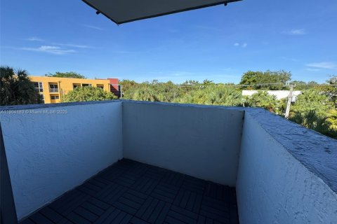 Condominio en venta en Miami, Florida, 2 dormitorios, 64.94 m2 № 2013614 - foto 15