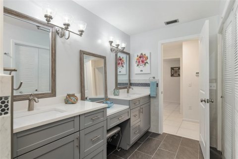 House in Anthony, Florida 3 bedrooms, 206.34 sq.m. № 1634463 - photo 28