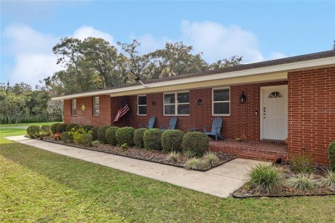House in Anthony, Florida 3 bedrooms, 206.34 sq.m. № 1634463 - photo 2