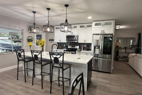 Villa ou maison à louer à Lakeland, Floride: 3 chambres, 146.23 m2 № 1908405 - photo 3