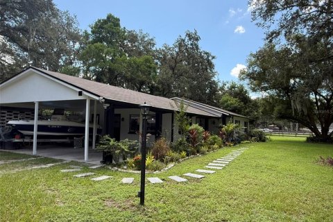 Villa ou maison à louer à Lakeland, Floride: 3 chambres, 146.23 m2 № 1908405 - photo 4
