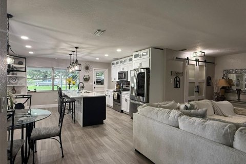 Villa ou maison à louer à Lakeland, Floride: 3 chambres, 146.23 m2 № 1908405 - photo 10