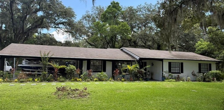 Casa en Lakeland, Florida 3 dormitorios, 146.23 m2 № 1908405