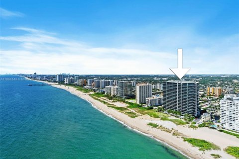 Copropriété à louer à Pompano Beach, Floride: 2 chambres, 157.93 m2 № 2169842 - photo 2