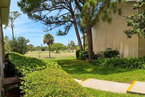 Condominio en venta en Dunedin, Florida, 2 dormitorios, 93.83 m2 № 2204040 - foto 16