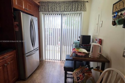 Touwnhouse à vendre à Coconut Creek, Floride: 2 chambres, 123.75 m2 № 1878873 - photo 8