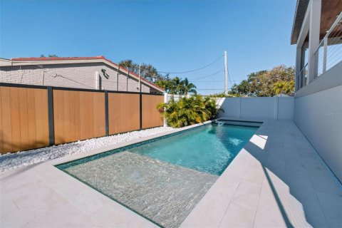 Villa ou maison à vendre à Saint Petersburg, Floride: 4 chambres, 265.24 m2 № 2113450 - photo 30