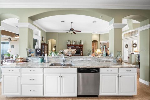 Casa en venta en Weeki Wachee, Florida, 3 dormitorios, 207.08 m2 № 1914119 - foto 16
