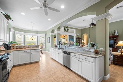 Casa en venta en Weeki Wachee, Florida, 3 dormitorios, 207.08 m2 № 1914119 - foto 17