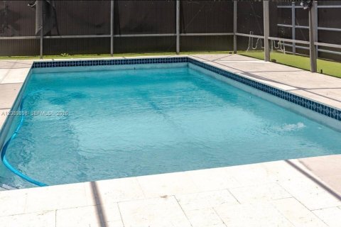 Villa ou maison à vendre à North Miami Beach, Floride: 3 chambres, 100.61 m2 № 2370348 - photo 13