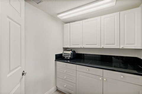 Copropriété à vendre à Daytona Beach Shores, Floride: 3 chambres, 205.78 m2 № 1842345 - photo 14