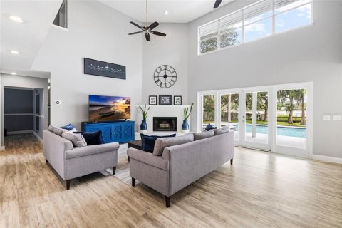 Villa ou maison à vendre à Lutz, Floride: 5 chambres, 371.52 m2 № 2209686 - photo 15