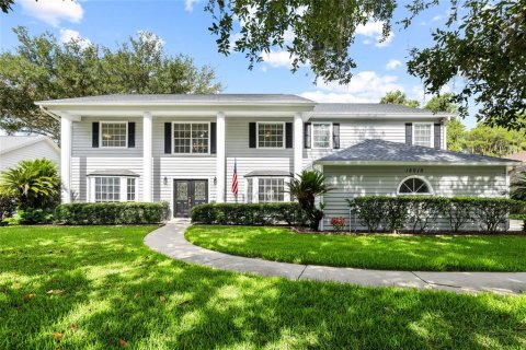 House in Lutz, Florida 5 bedrooms, 371.52 sq.m. № 2209686