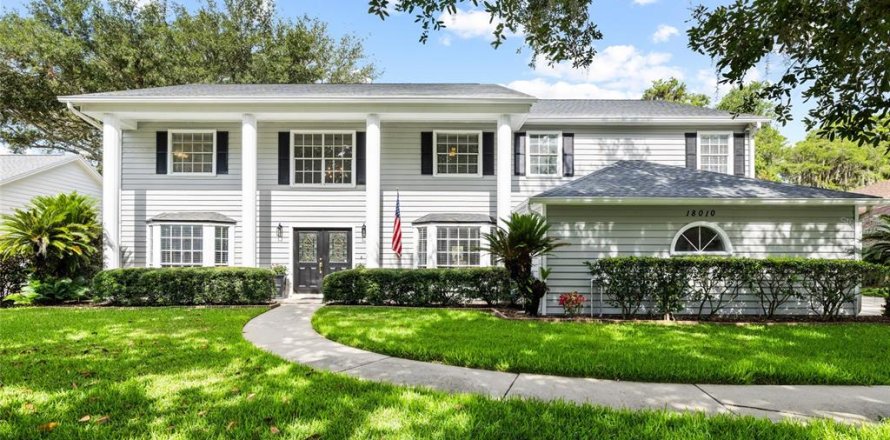Villa ou maison à Lutz, Floride 5 chambres, 371.52 m2 № 2209686