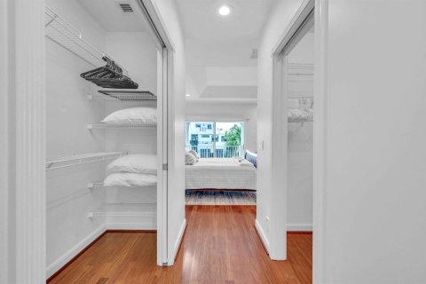 Villa ou maison à vendre à Fort Lauderdale, Floride: 4 chambres, 265.33 m2 № 2088062 - photo 24
